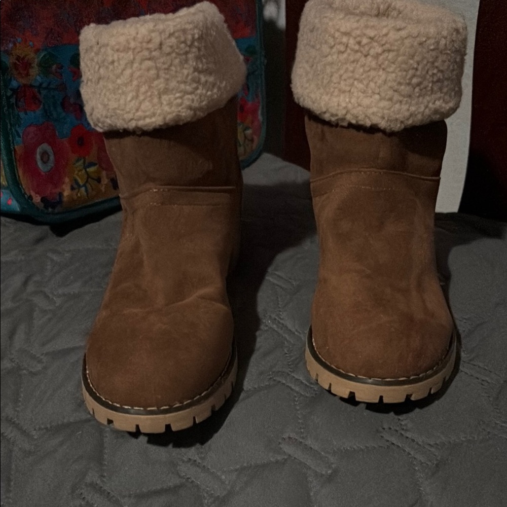 Brown Suede Boots with Shearling Cuff